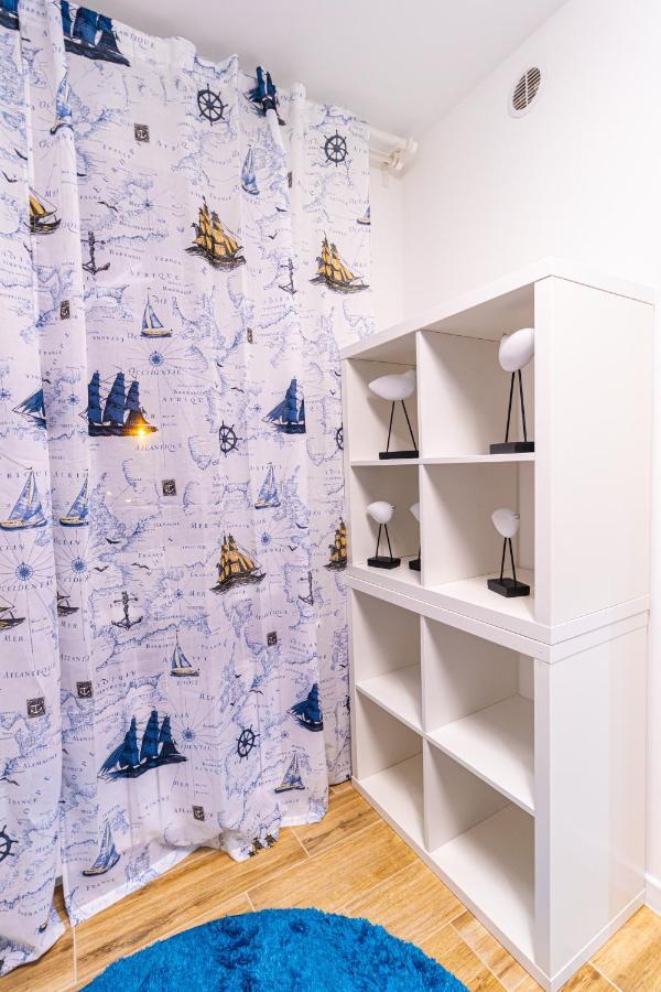 Apartament Srodmiescie Appartamento Gdynia Esterno foto